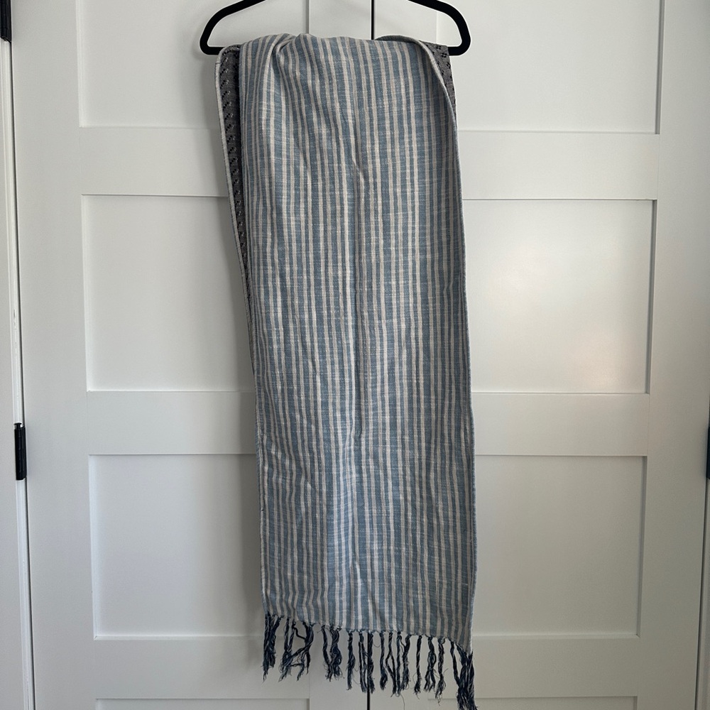 Ace & Jig Striped Blue and White